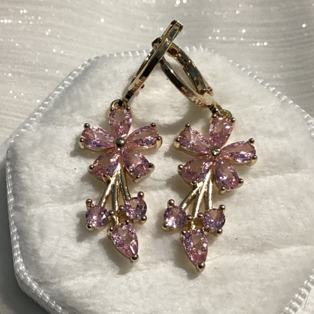 🌸10k Gold Plated Pink Zircon Flower Drop Dangle Earrings